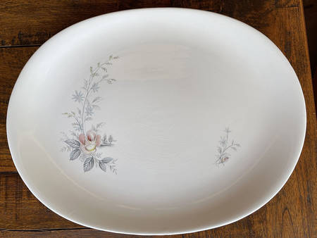 JB226 14" Oval Serving Platter