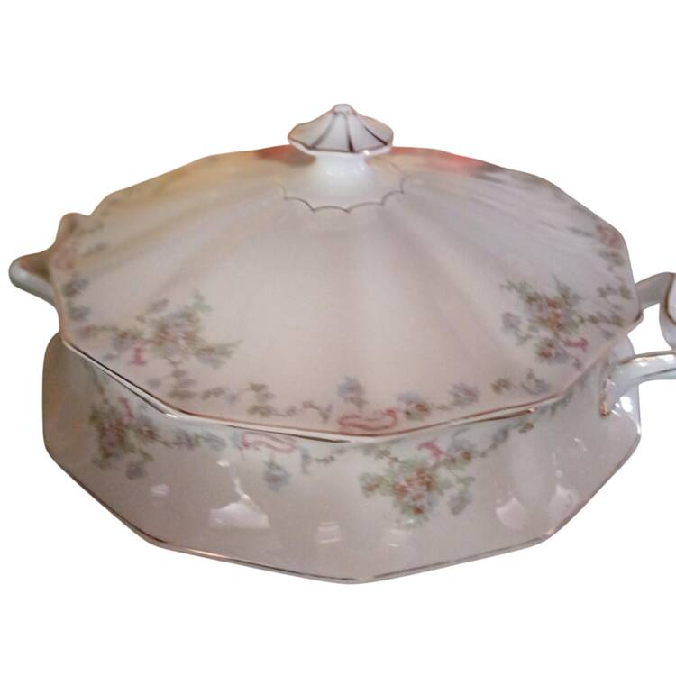 JB276 Octagonal Covered Vegetable