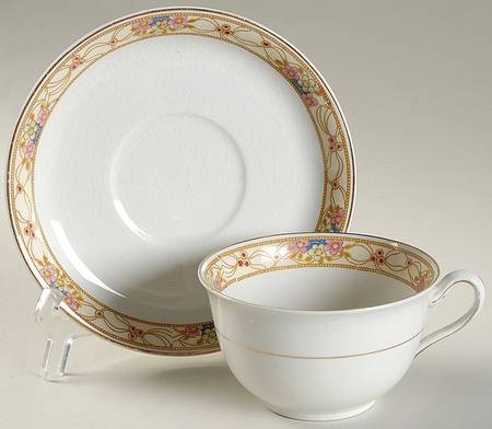JB29 Flat Cup & Saucer Set by Johnson Brothers