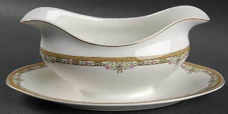JB30 Gravy Boat with Attached Underplate