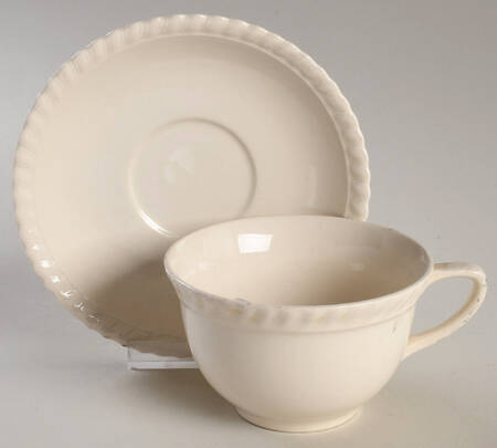 JB305 Flat Cup & Saucer Set