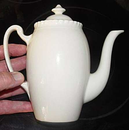 JB305 Mini Coffee Pot & Lid