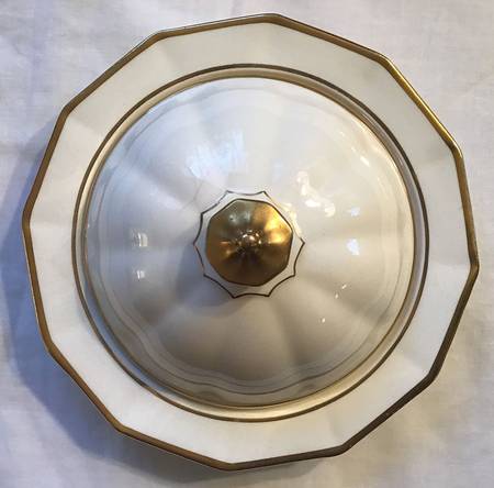 JB32 Round Covered Butter