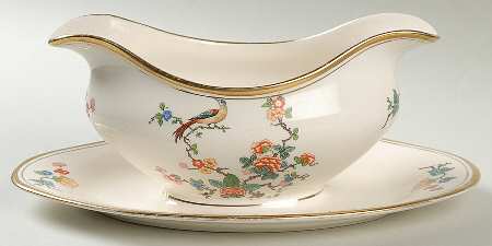 JB39 Gravy Boat with Attached Underplate