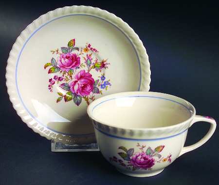 JB4 Flat Cup & Saucer Set