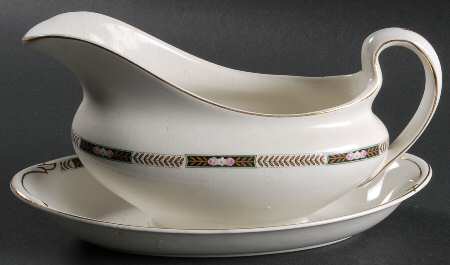 JB45 Gravy Boat & Underplate