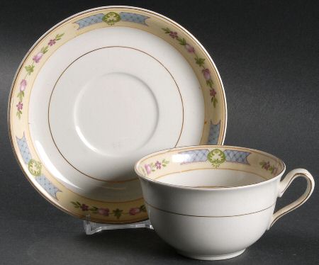 JB57 Flat Cup & Saucer Set