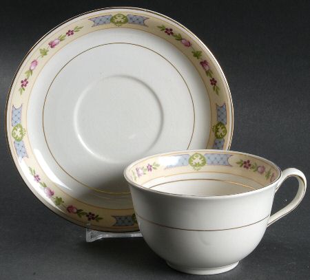JB57 Oversized Cup & Saucer Set