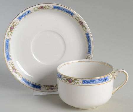 JB78 Flat Cup & Saucer Set