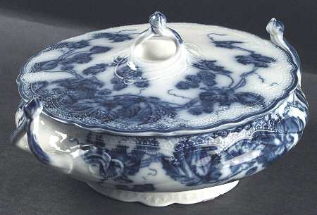 Kenworth (Flow Blue) Round Covered Vegetable