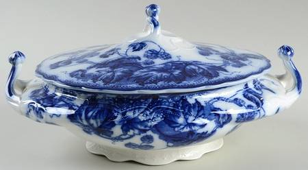 Kenworth (Flow Blue) Oval Covered Vegetable