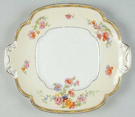 Lorraine Handled Cake Plate