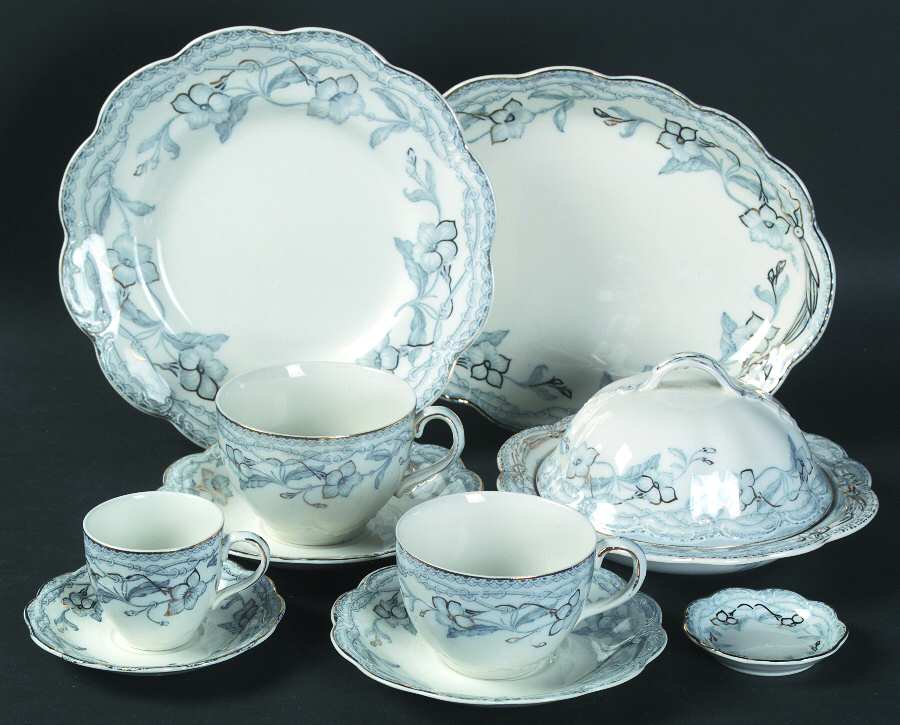 The Lothair (Blue, Gold Accents) Luncheon Plate