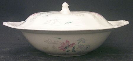 Lynton (Newer) Round Covered Vegetable