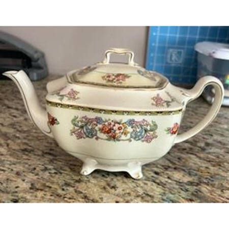 Malaga Teapot & Lid