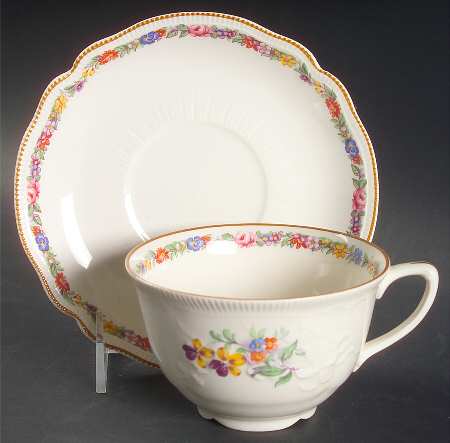 Marlow (Older) Oversized Cup & Saucer Set