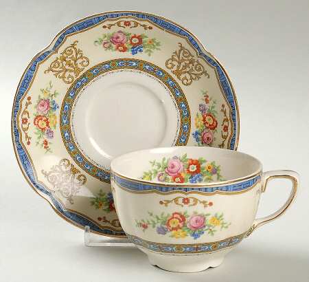 The Marquis (Pareek) Flat Cup & Saucer Set