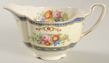 The Marquis (Pareek) Creamer