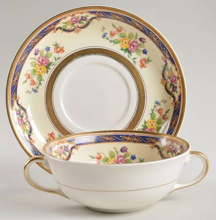 Mayfair (Floral Center, Gold Trim) Flat Cream Soup Bowl & Saucer Set