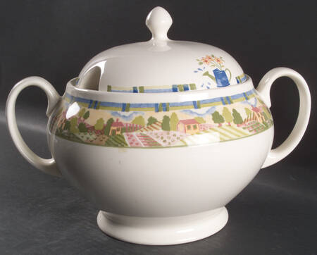 Meadow Brook Round Covered Vegetable