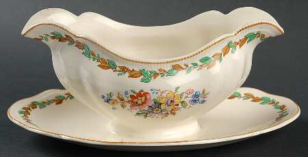 Melbourne Gravy Boat with Attached Underplate