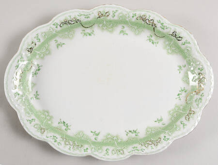 The Mikado Green 12" Oval Serving Platter