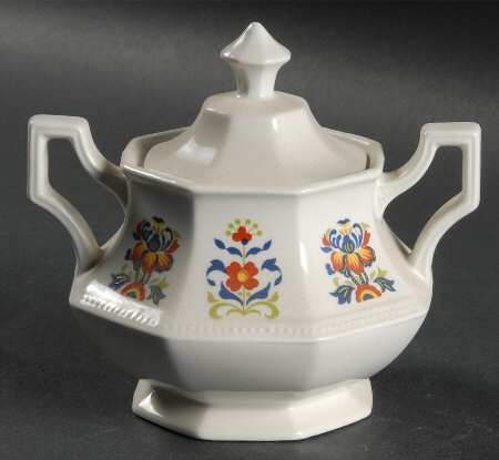 Ming Sugar Bowl & Lid