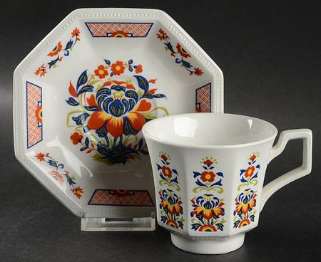 Ming Flat Cup & Saucer Set