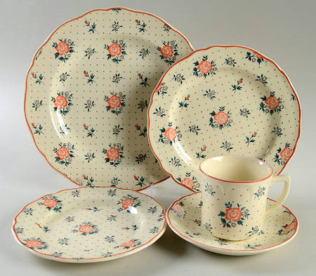 Monticello 5 Piece Place Setting