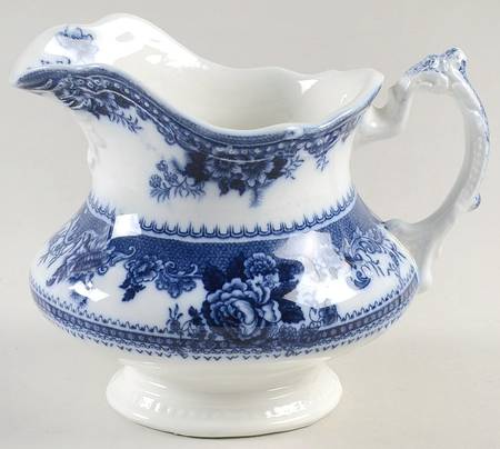 Montana (Flow Blue) Creamer