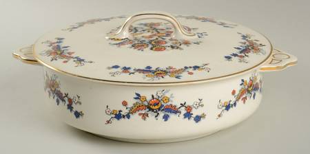 Moravia Round Covered Vegetable