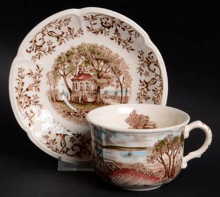 Mount Vernon Brown Multicolor Flat Cup & Saucer Set
