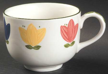 Nicole Breakfast Cup