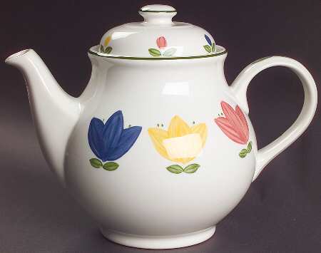 Nicole Teapot & Lid