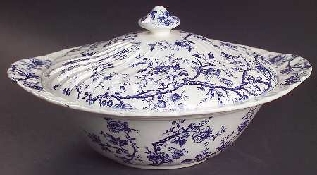 Old Bradbury Blue (White Background) Round Covered Vegetable