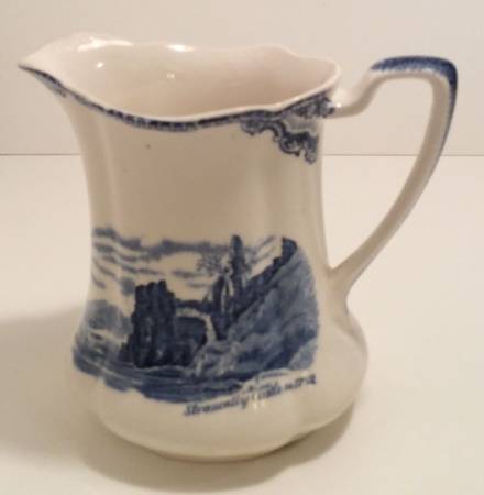 Old Britain Castles Blue (Made in England) 16 Oz Pitcher