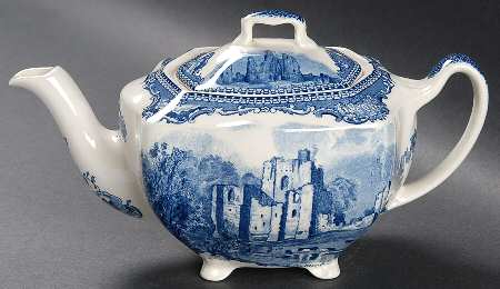 Old Britain Castles Blue (Made in England) Individual Teapot & Lid