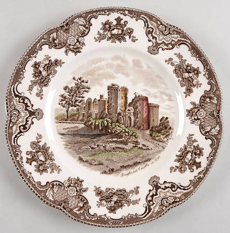 Old Britain Castles Brown Multicolor Dinner Plate