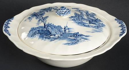 The Old Mill Blue Round Covered Vegetable