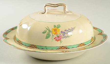 Ontwood Round Covered Butter