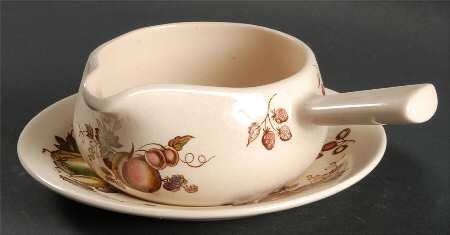 Orchard Gravy Boat & Underplate