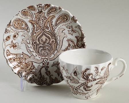 Paisley Brown Flat Cup & Saucer Set