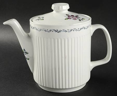 Plum Blossom Teapot & Lid