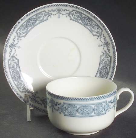 The Pontracina Flat Cup & Saucer Set