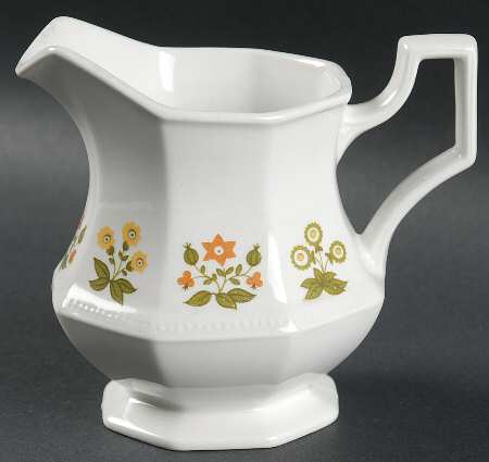 Posy Creamer
