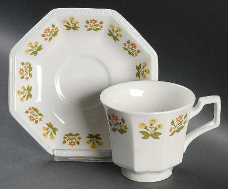 Posy Flat Cup & Saucer Set