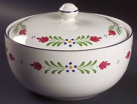 Provincial (Smooth Edge) Round Covered Vegetable