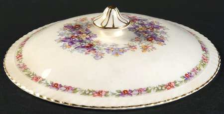 Queen's Bouquet Lid for Round Vegetable