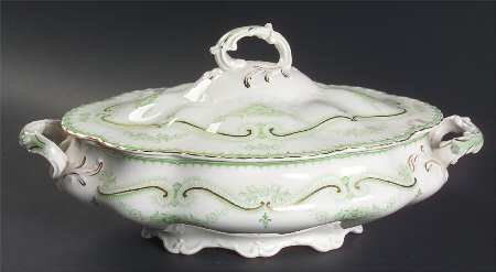 Regis Green Oval Covered Vegetable