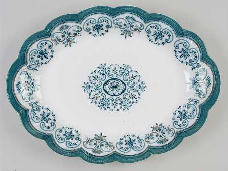 Regent (Aqua Design, Gold Accent) 16" Oval Serving Platter